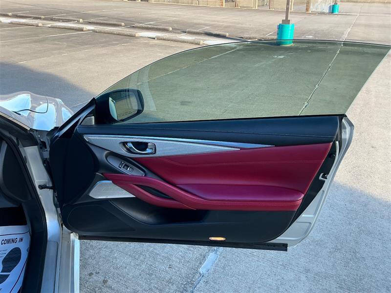 2017 Infiniti Q60 Red Sport 400