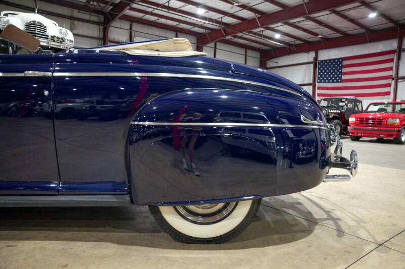 1941 Ford Super Deluxe