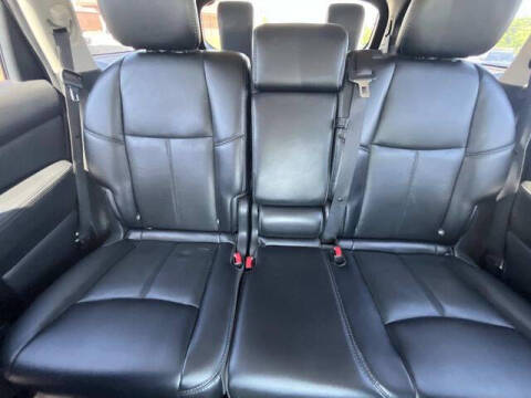 2017 Nissan Pathfinder SL