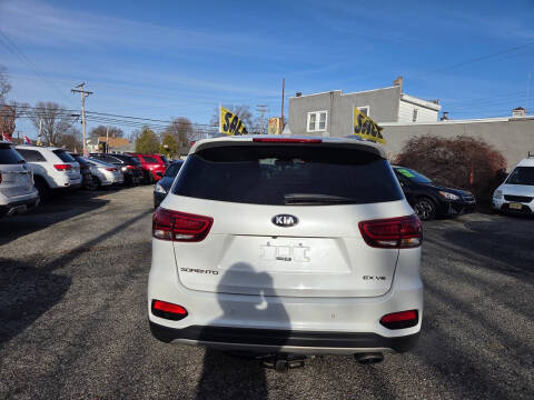 2019 Kia Sorento EX V6
