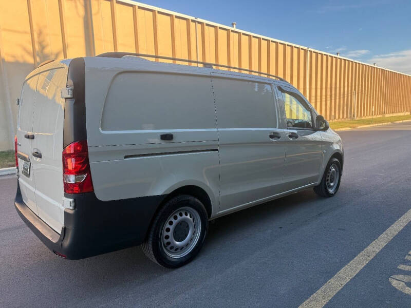 2016 Mercedes-Benz Metris
