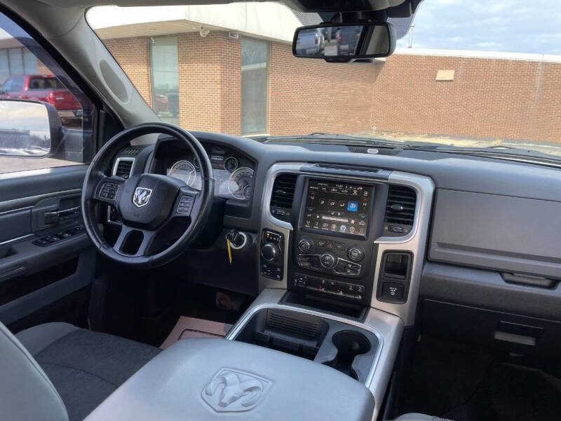 2016 RAM 1500 Big Horn