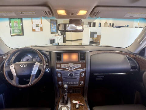 2016 Infiniti QX80