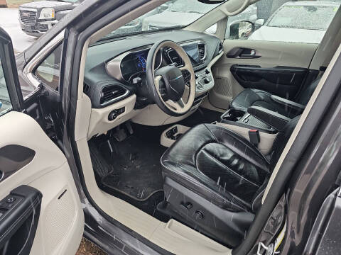 2018 Chrysler Pacifica Hybrid Limited