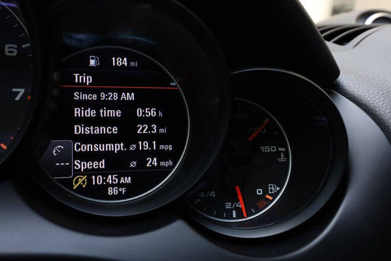 2018 Porsche Cayenne Platinum Edition