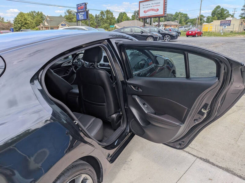 2018 Mazda MAZDA3 Touring