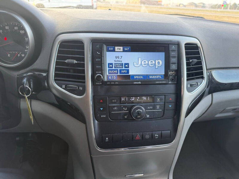 2011 Jeep Grand Cherokee Laredo