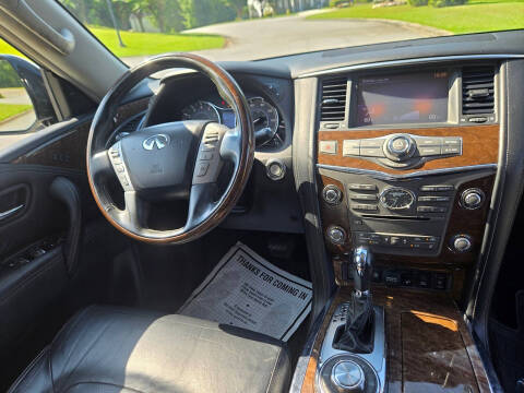 2015 Infiniti QX80