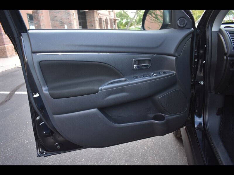 2022 Mitsubishi Outlander Sport LE