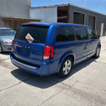 2013 Dodge Grand Caravan SE