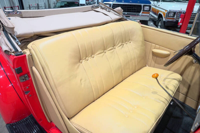 1937 Packard 120