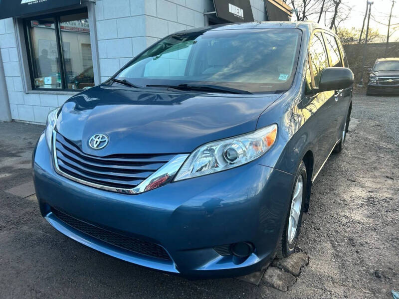 2017 Toyota Sienna
