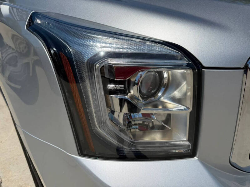 2018 GMC Yukon SLE