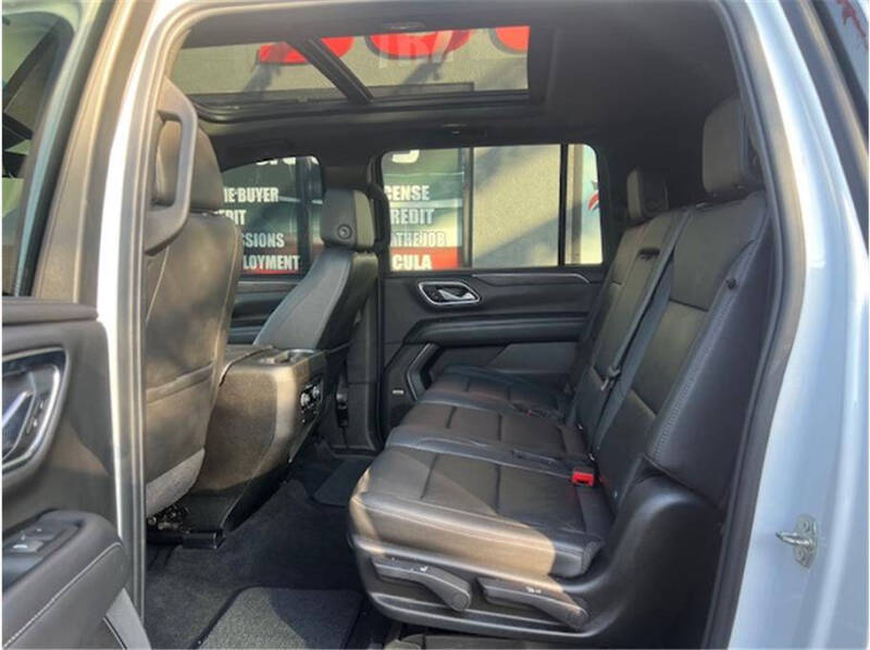 2021 Chevrolet Suburban LT