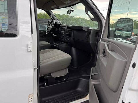 2020 Chevrolet Express 2500