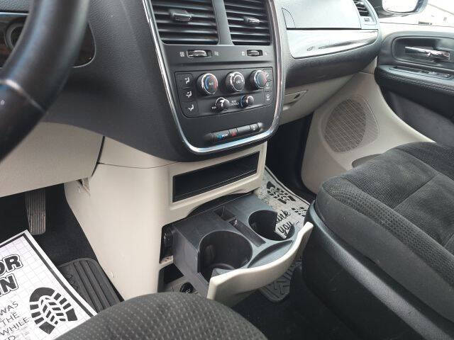 2017 Dodge Grand Caravan SE