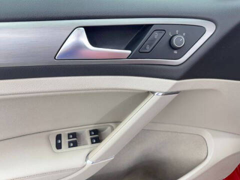 2017 Volkswagen Golf