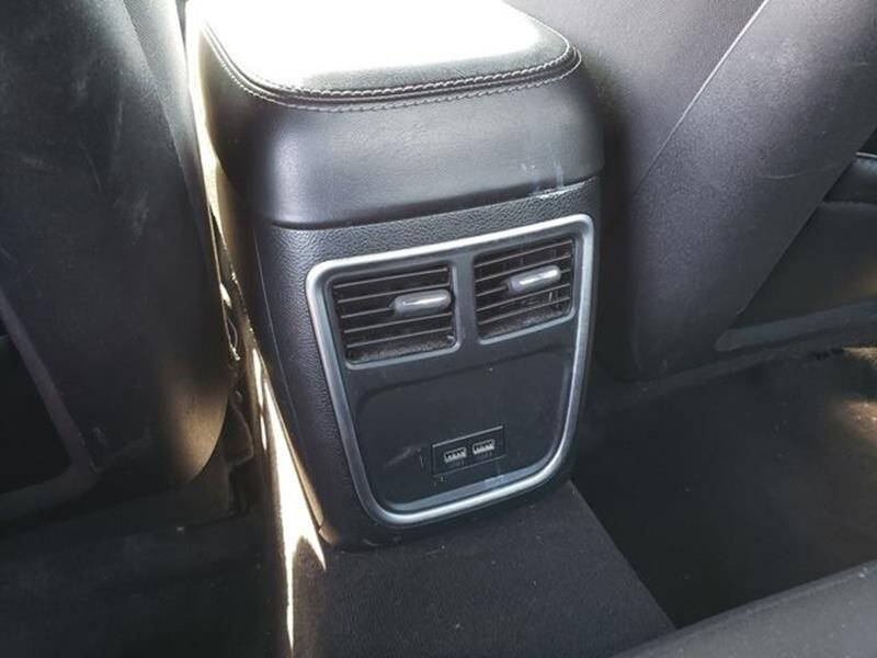 2017 Dodge Charger SXT