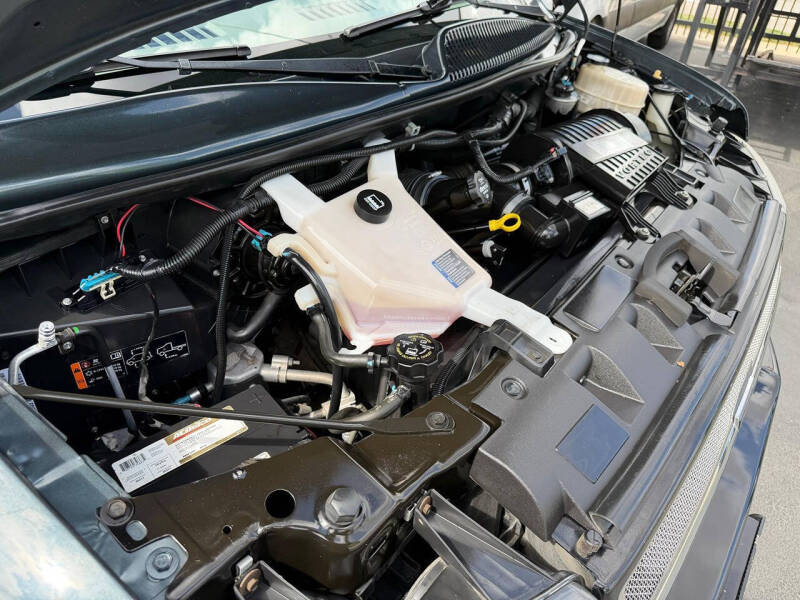 2017 Chevrolet Express 2500