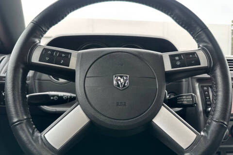 2009 Dodge Challenger SRT8