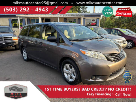 2011 Toyota Sienna Base 7-Passenger