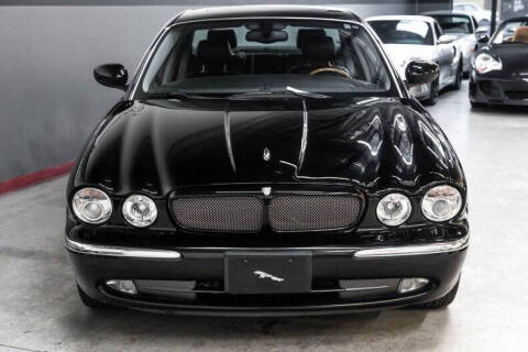 2004 Jaguar XJR