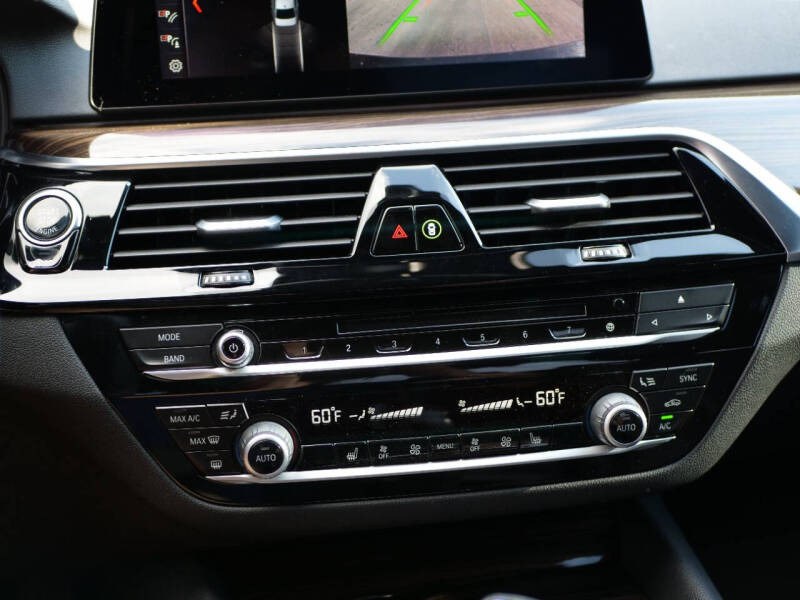 2019 BMW 5 Series 540i