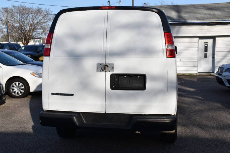 2018 Chevrolet Express 2500