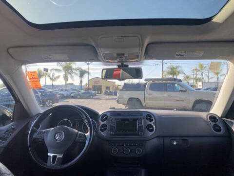 2017 Volkswagen Tiguan 2.0T Sport