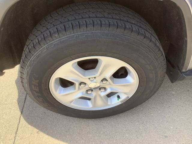 2017 Jeep Grand Cherokee Laredo