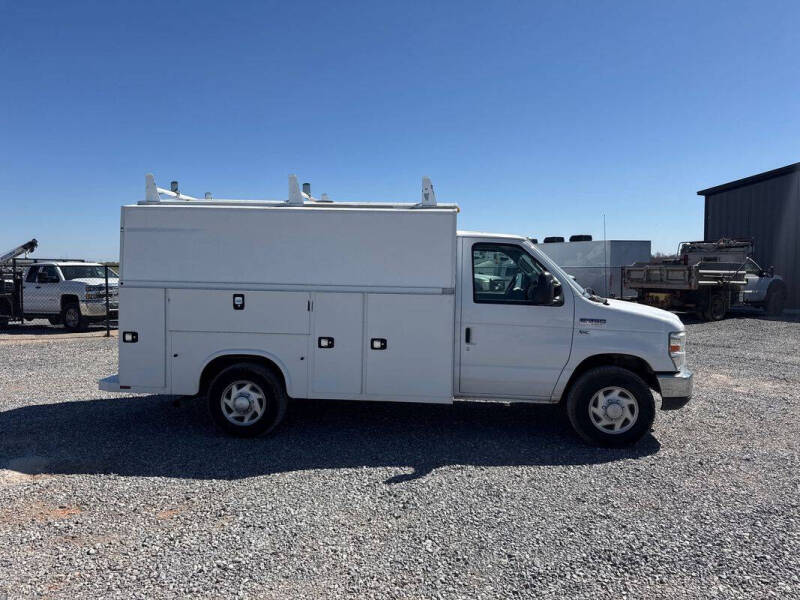 2016 Ford E-Series