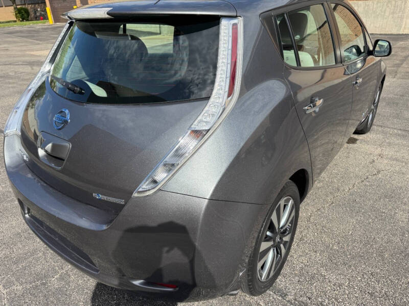 2017 Nissan LEAF SV
