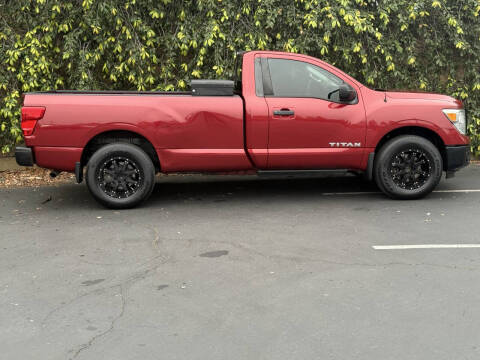 2017 Nissan Titan S