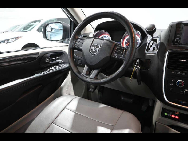 2017 Dodge Grand Caravan SE