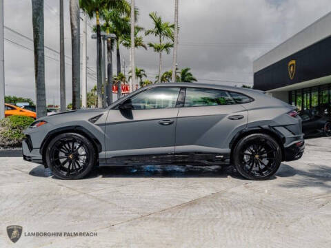 2024 Lamborghini Urus S