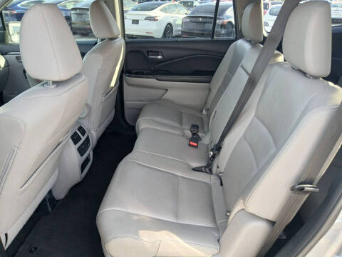 2022 Honda Pilot SE