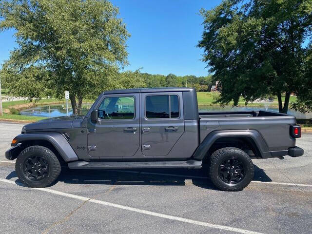 2021 Jeep Gladiator Willys