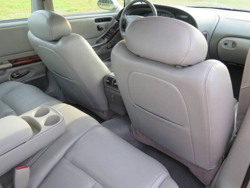 1999 Oldsmobile Aurora