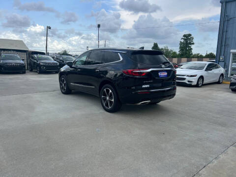 2020 Buick Enclave Essence