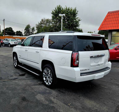 2017 GMC Yukon XL Denali