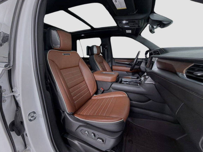 2024 GMC Yukon Denali Ultimate