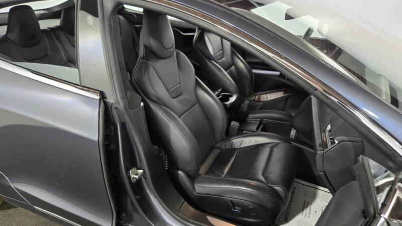 2017 Tesla Model S 75D