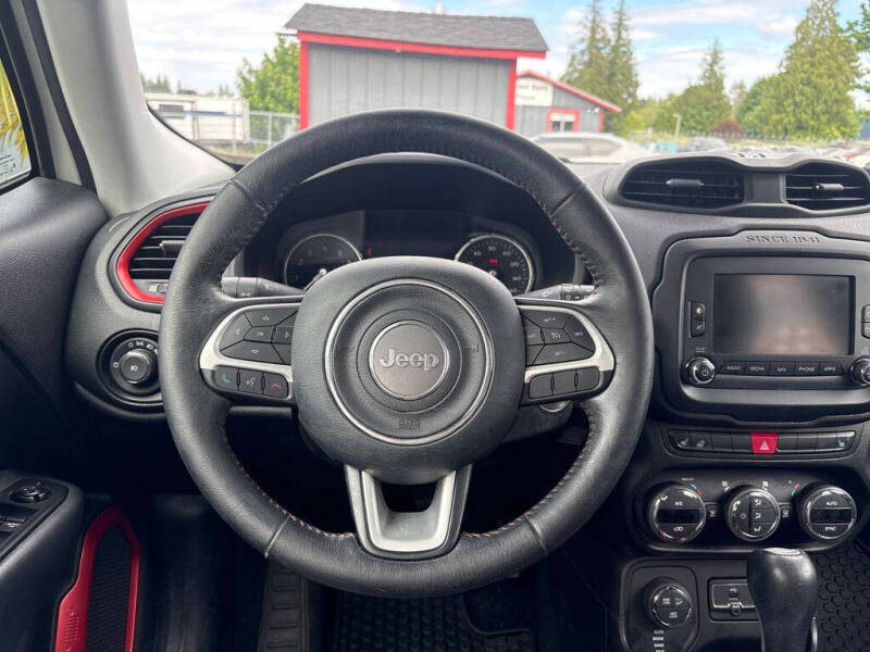 2017 Jeep Renegade Trailhawk