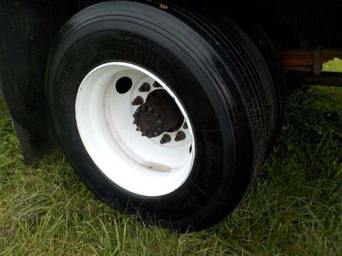 2001 Chevrolet C7500