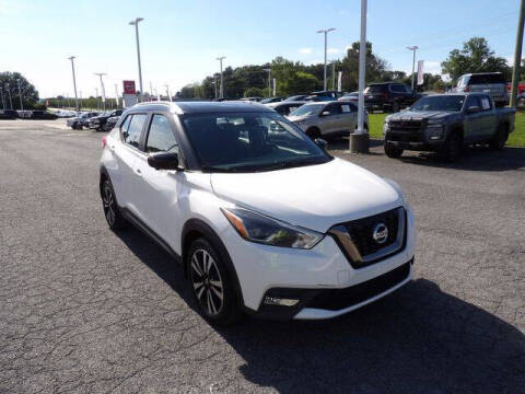 2019 Nissan Kicks SR