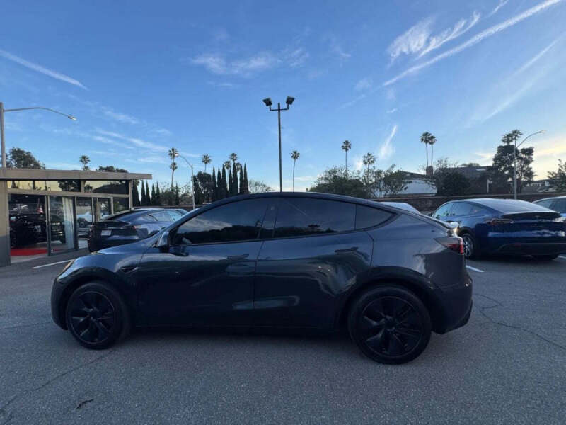 2024 Tesla Model Y Long Range