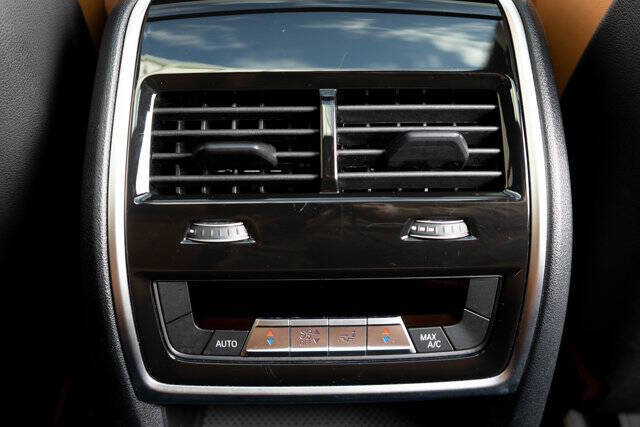 2023 BMW X7 49