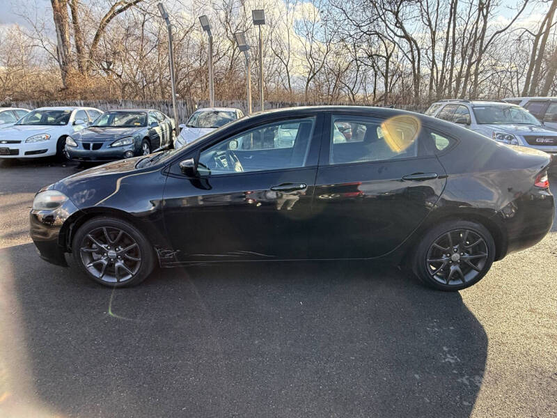 2015 Dodge Dart SE's photo