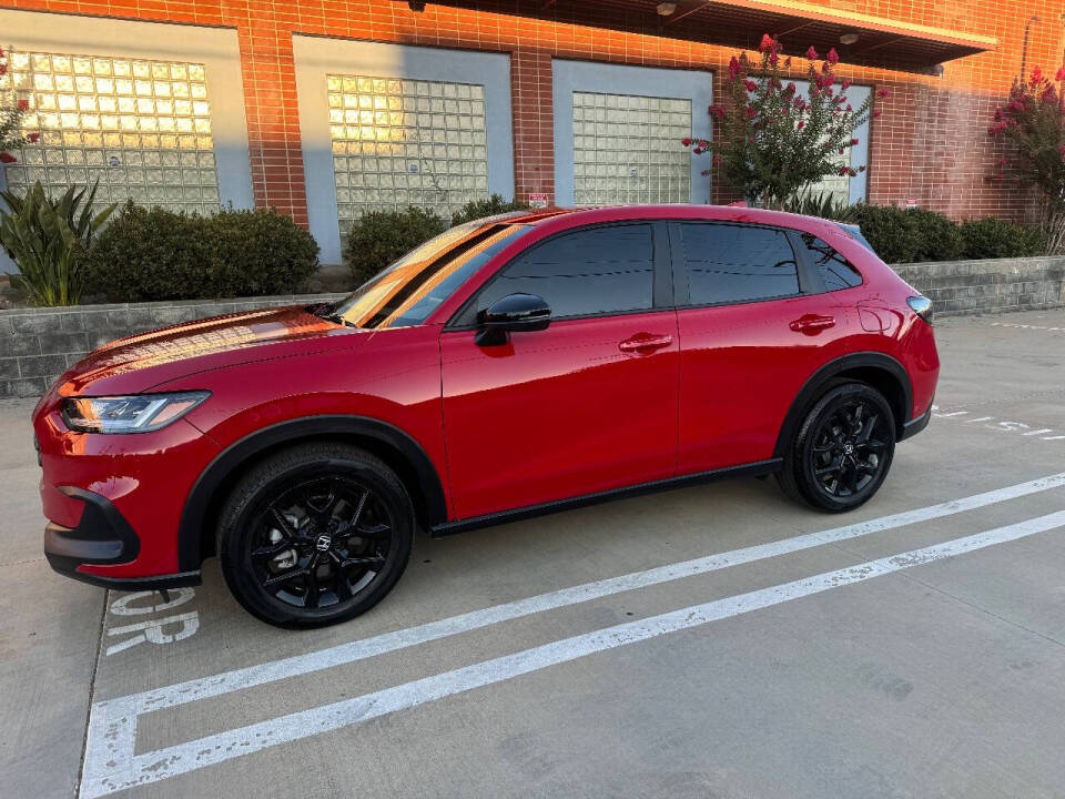 2025 Honda HR-V Sport's photo