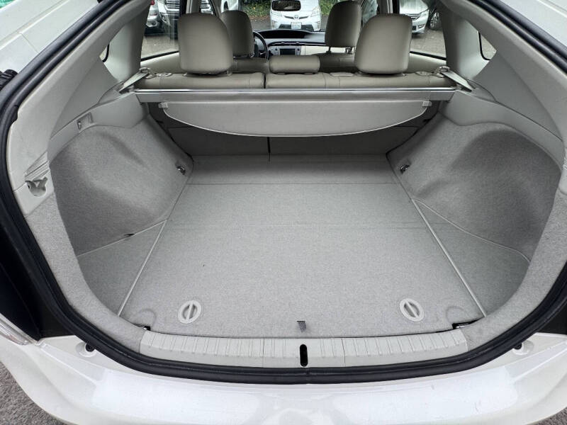 2010 Toyota Prius IV